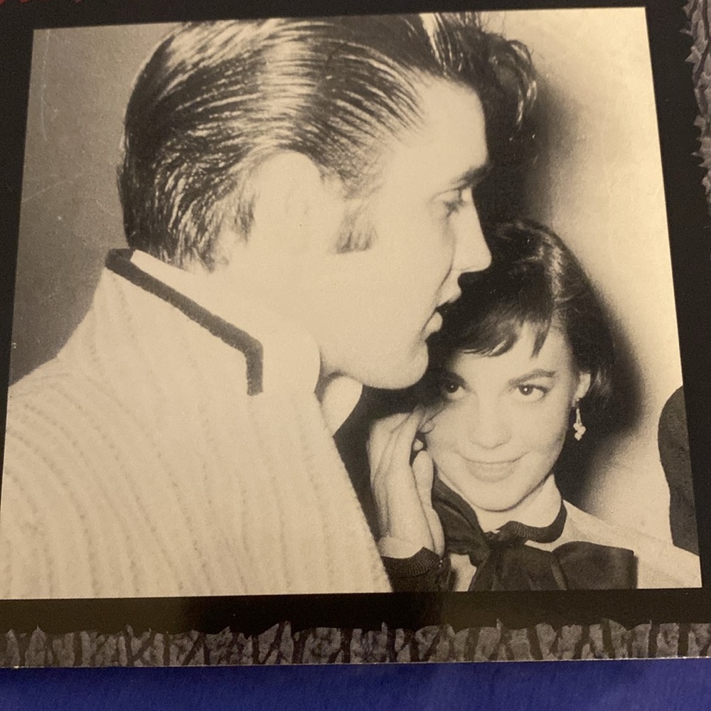 Elvis Presley CD - BUNDLE & SAVE! - Picture 3 of 4